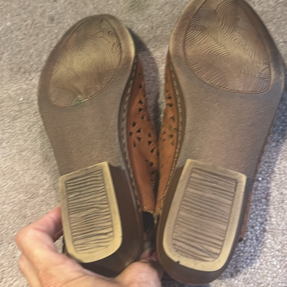 Sandals & Shoes - Picture 9 of 11